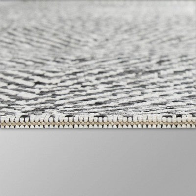 7' X 10' Herringbone Outdoor Rug Black/White - Threshold™