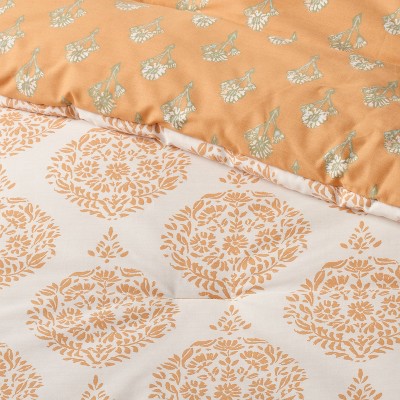  Medallion Printed Comforter & Sham Set Off-White/Dark Gold - Threshold™