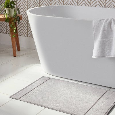  Performance Plus Towel Bath Mat - Threshold™