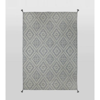  Diamond Tasseled Outdoor Rug - Threshold™