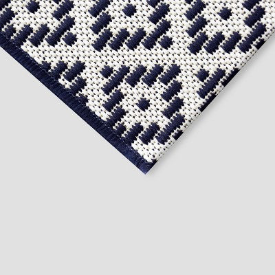  Geo Diamond Outdoor Rug - Threshold