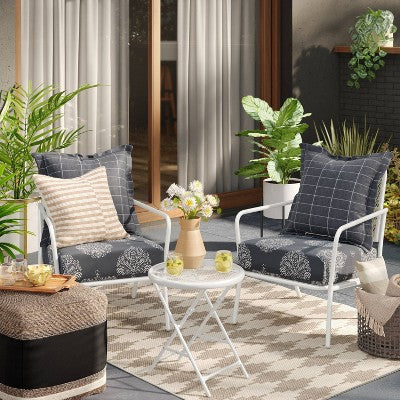  Step Diamonds Outdoor Rug Tan/Ivory - Threshold™