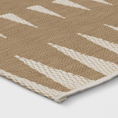  Triangles Outdoor Area Rug - Threshold™