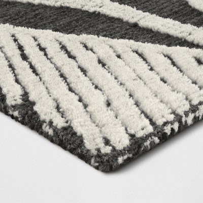  5'x7' Diamond Tufted Area Rug Off White - Threshold™