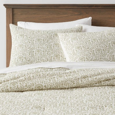  Traditional Vine Printed Cotton Comforter & Sham Set Green - Threshold™