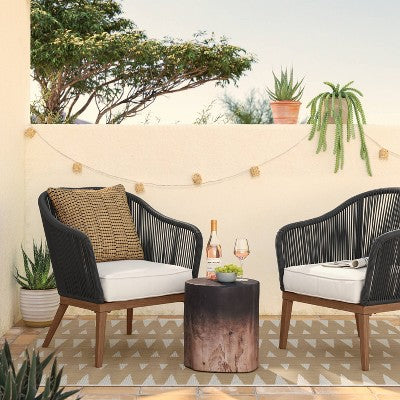  Triangles Outdoor Area Rug - Threshold™