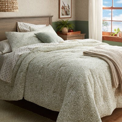 Traditional Vine Printed Cotton Comforter & Sham Set Green - Threshold™